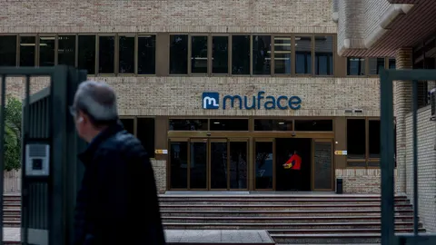 Los médicos andaluces de la privada demandan al Gobierno un incremento salarial en el nuevo convenio para Muface