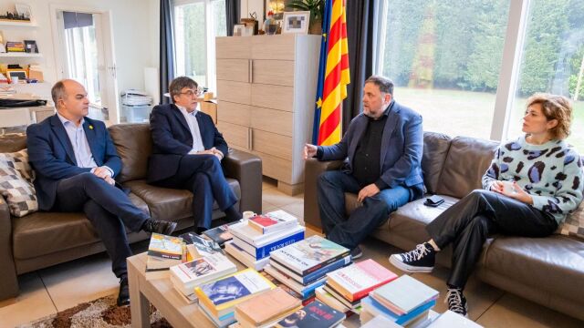 VÍDEO: Junqueras y Puigdemont acuerdan iniciar una "nueva etapa" y espacios coordinados entre ERC y Junts