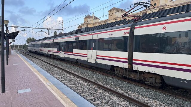 Economía.- Trainline integra la venta de billetes de Cercanías y permite viajes combinados con alta velocidad