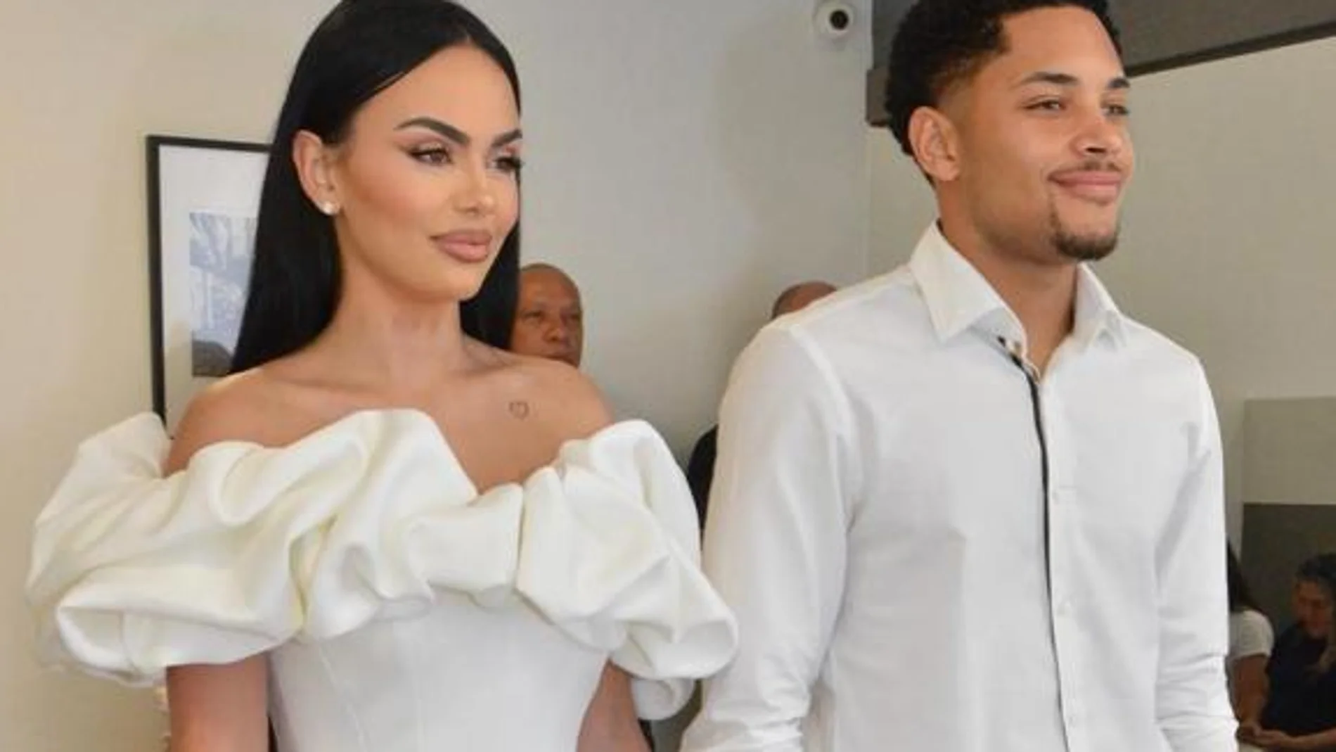 La mujer de Vítor Roque anuncia su divorcio