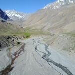 Paisaje de Chile, en el río Yeso. Las sequías afectaron al 80% del país