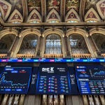 El IBEX 35 se da la vuelta y cae el 0,21 % a pesar de la tendencia positiva de Europa