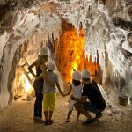 Así es la extraña montaña de Cataluña que crece día a día (y se puede visitar por dentro)