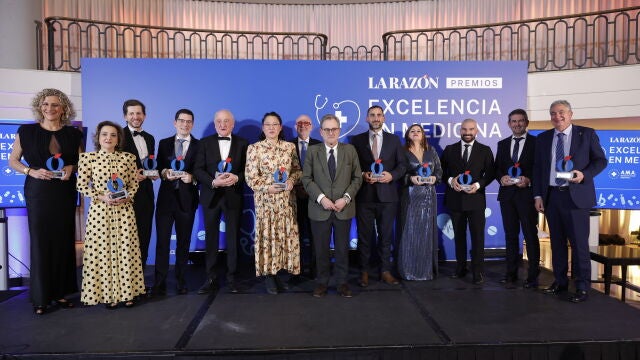 Foto de familia de los Premios Excelencia en Medicina