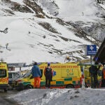 Nueve heridos muy graves y ocho graves tras la caída de un telesilla en la estación de Astún (Huesca)