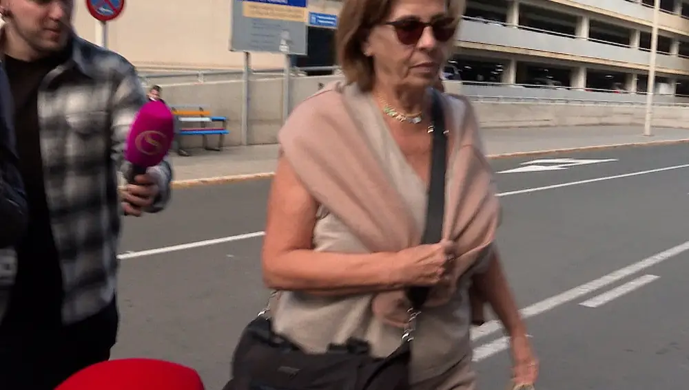 Merchi, madre de Anabel Pantoja, acude un día más al hospital