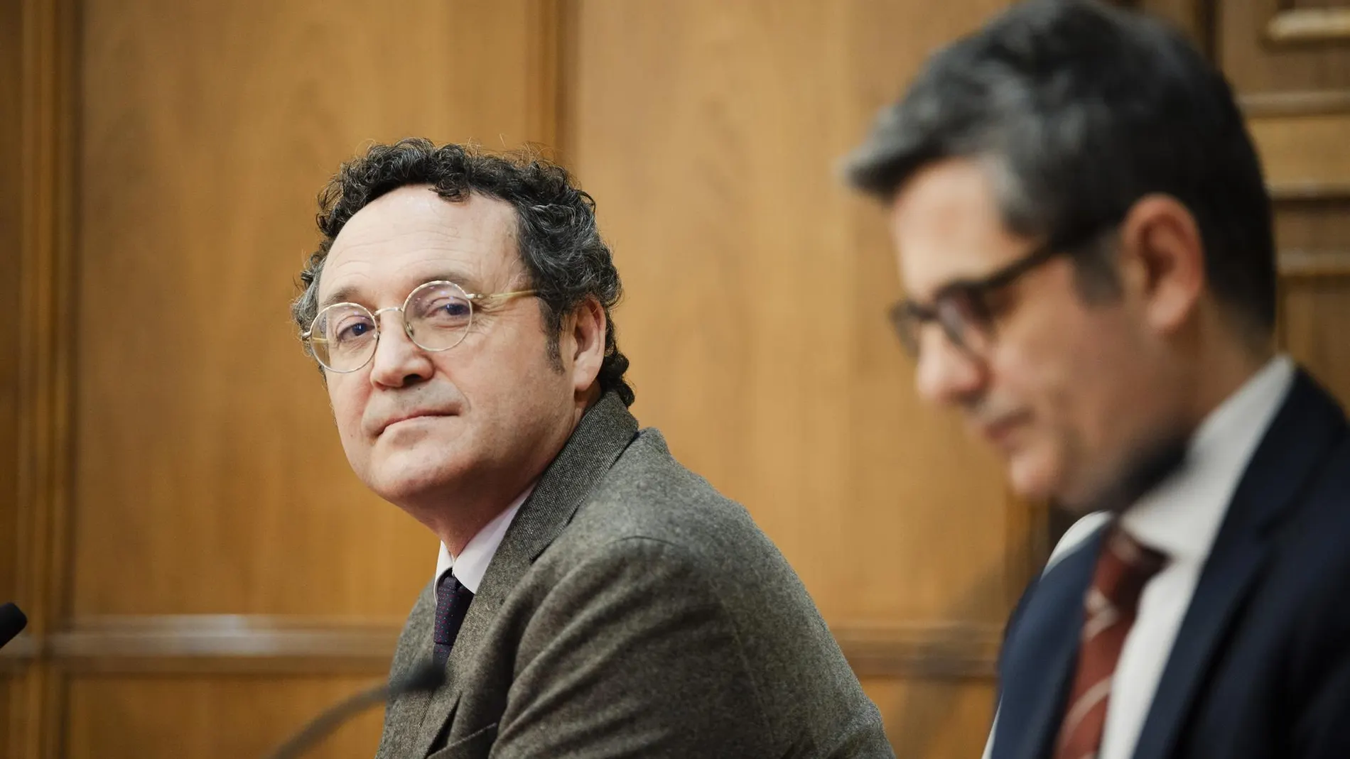 MADRID.-El PP pregunta al Gobierno si Bolaños y Óscar López cambiaron de móvil para "destruir pruebas" contra García Ortiz