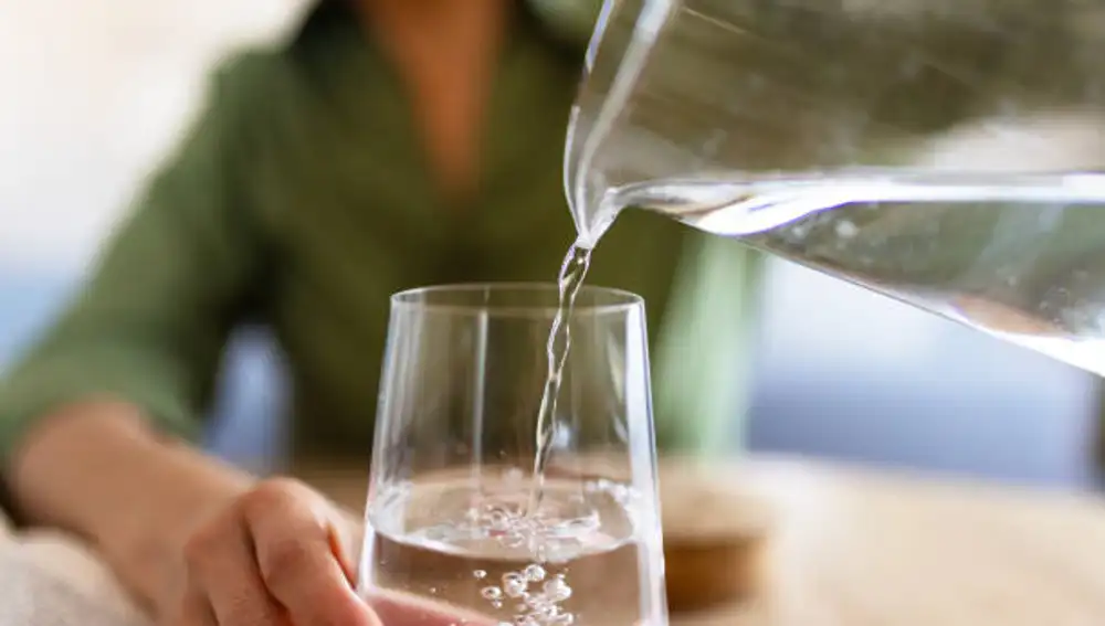 ¿Caliente, fría o templada? la temperatura perfecta a la que deberíamos beber el agua