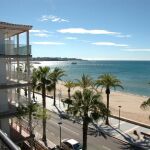 Vistas desde un piso a primera línea de la playa de Salou