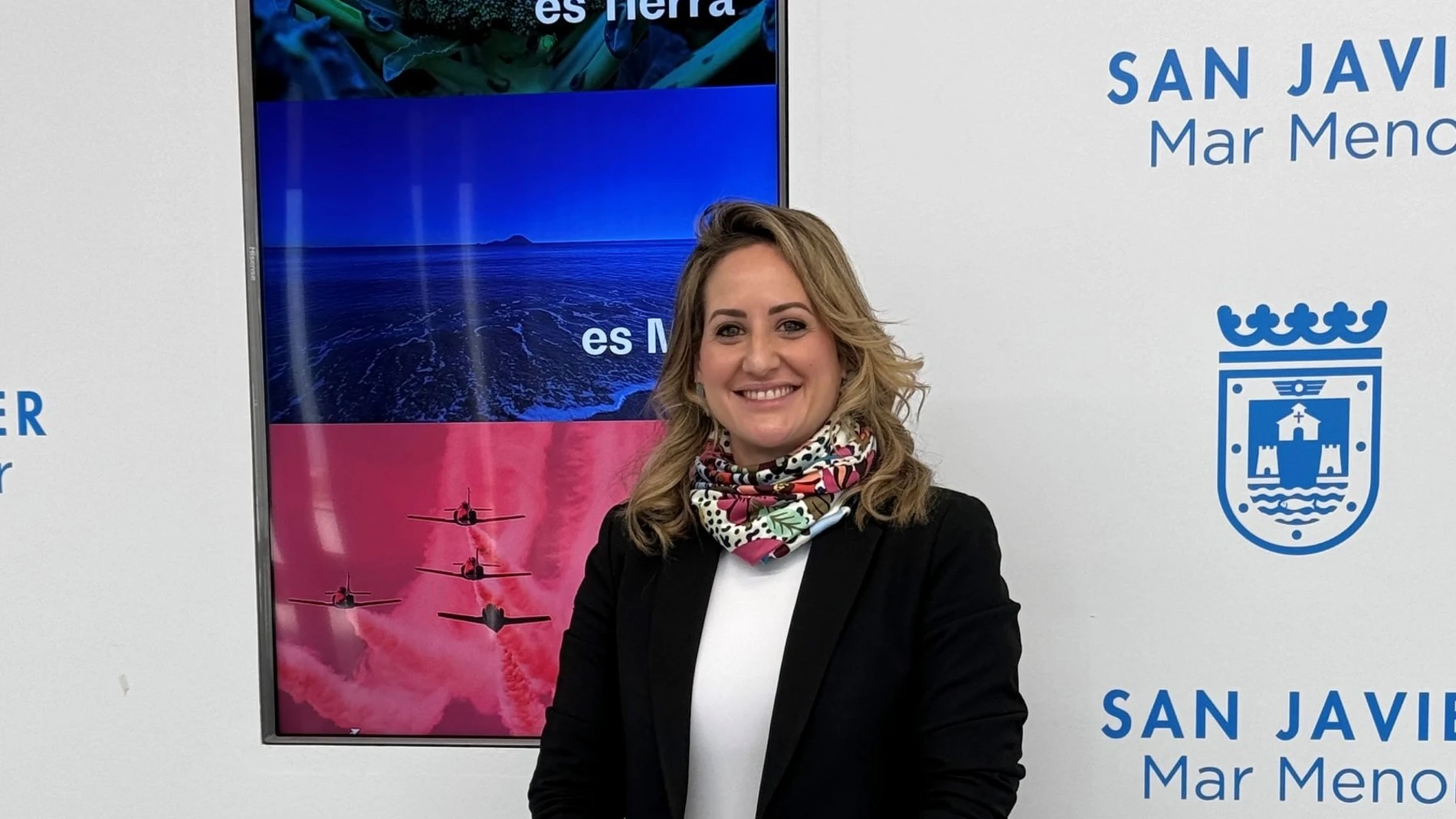 La concejala de Turismo y Playas, Estíbaliz Masegosa, presenta la feriaREMITIDA / HANDOUT por AYUNTAMIENTO DE SAN JAVIERFotografía remitida a medios de comunicación exclusivamente para ilustrar la noticia a la que hace referencia la imagen, y citando la procedencia de la imagen en la firma20/01/2025