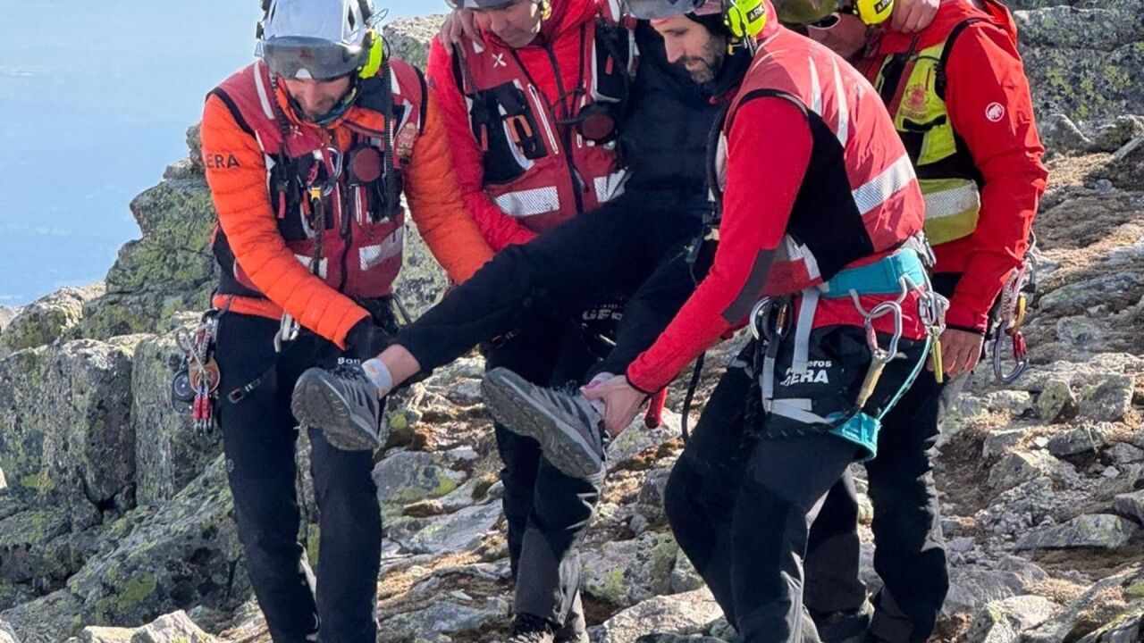 Madrid: rescatado un joven tras sufrir una lesión de tobillo en La ...