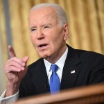 EEUU.- Biden firma indultos preventivos para altos cargos amenazados por Trump