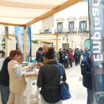 Imagen de archivo de la Feria de Empleo organizada en la plaza del Ayuntamiento de Alicante