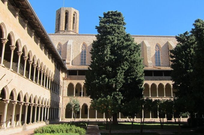Las 3 monjas clarisas del monasterio de Pedralbes de Barcelona piden el traslado a Vilobí (Girona)