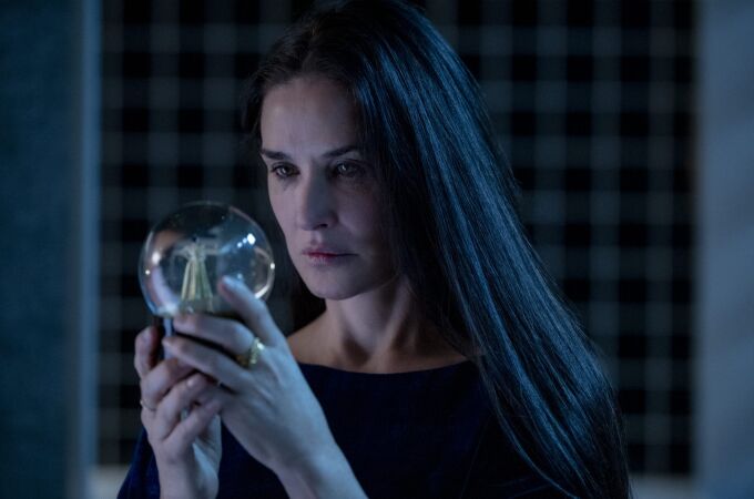 El dorado regreso de Demi Moore