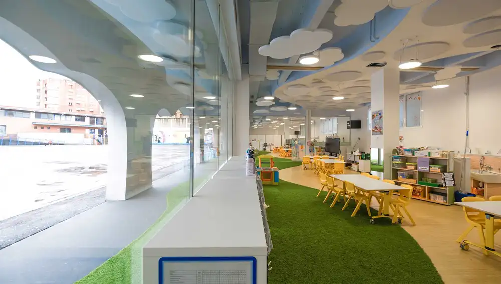 Aulas segundo ciclo infantil. Colegio San Paulino de Nola (Salesianos Barakaldo).