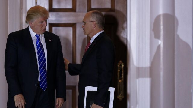 EEUU.- El presidente de EEUU nombra al empresario Andrew Puzder como embajador ante la Unión Europea