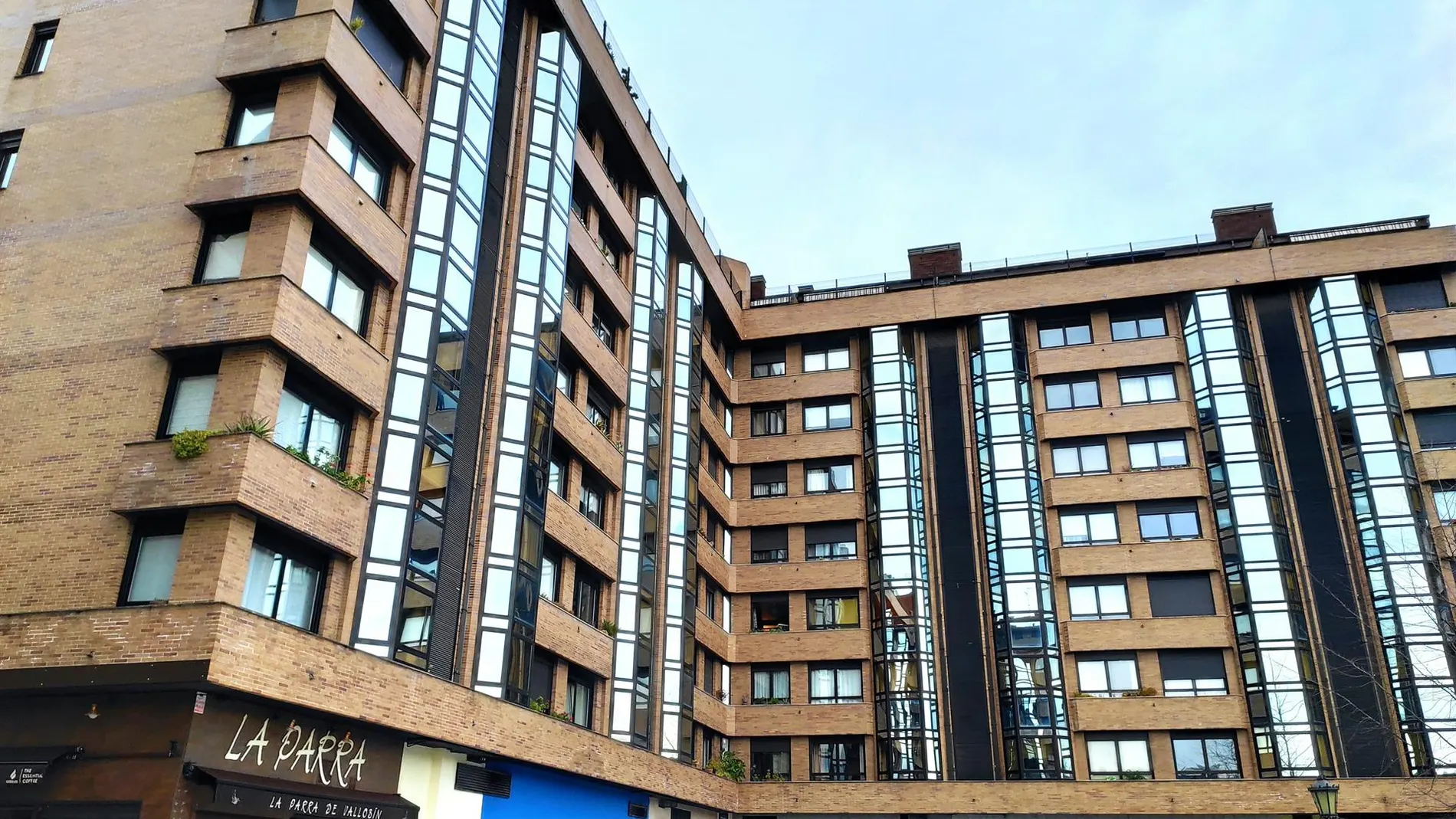 MADRID.-La IA prevé que los precios de la vivienda en compraventa en la capital aumenten un 2,6% hasta marzo, según Fotocasa