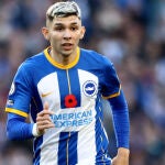 Julio Enciso con el Brighton