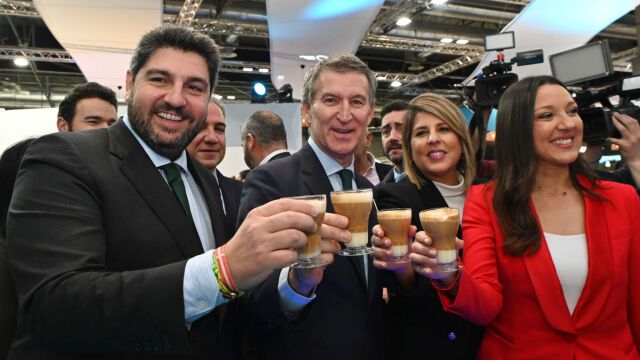 Fernando López Miras, Alberto Núñez Feijóo, Noelia Arroyo y Carmen Conesa