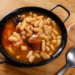 La fabada asturiana, otro remedio contra el frío de estos días.