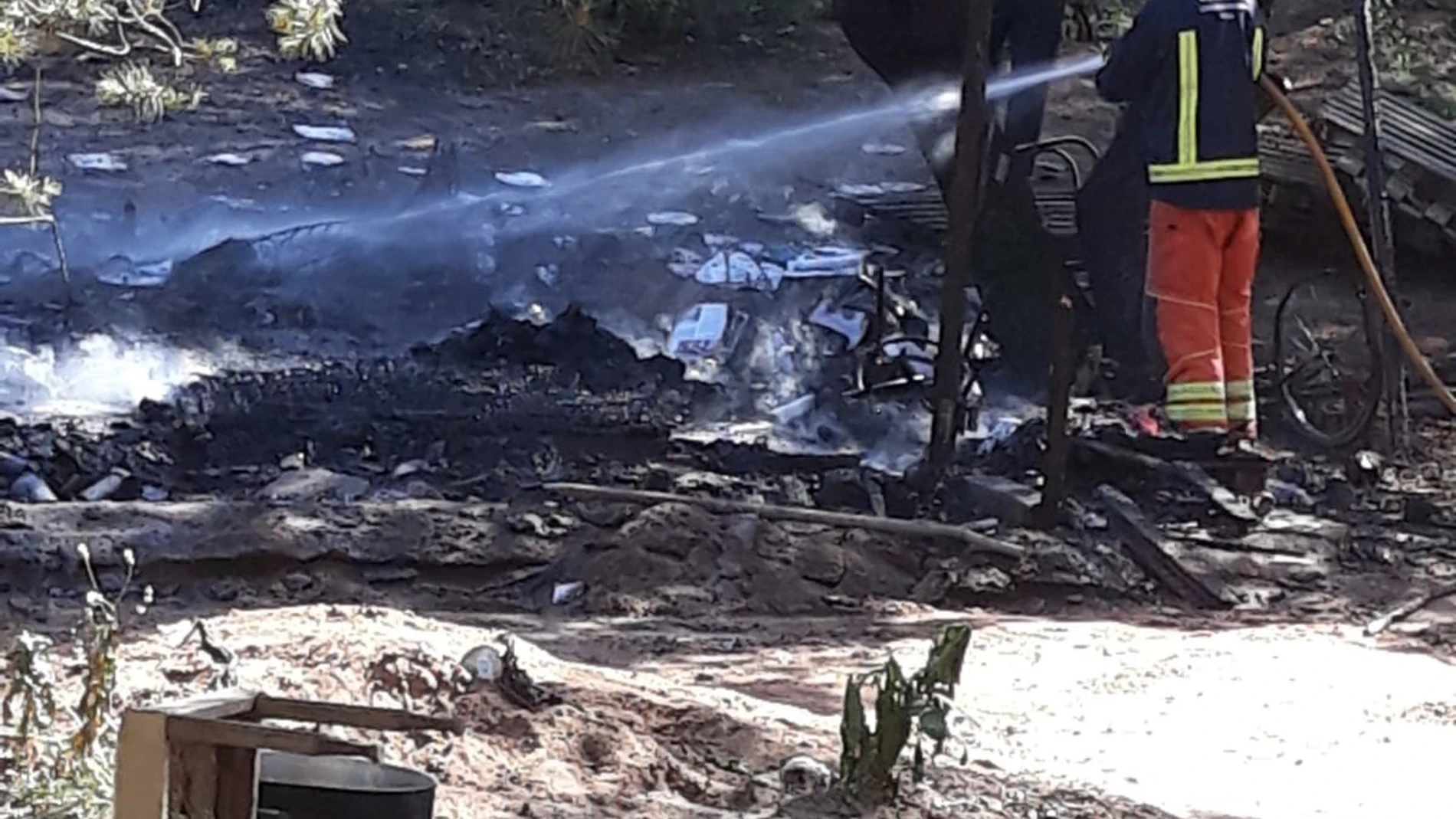 Imagen de archivo de un incendio en un asentamiento en Lucena