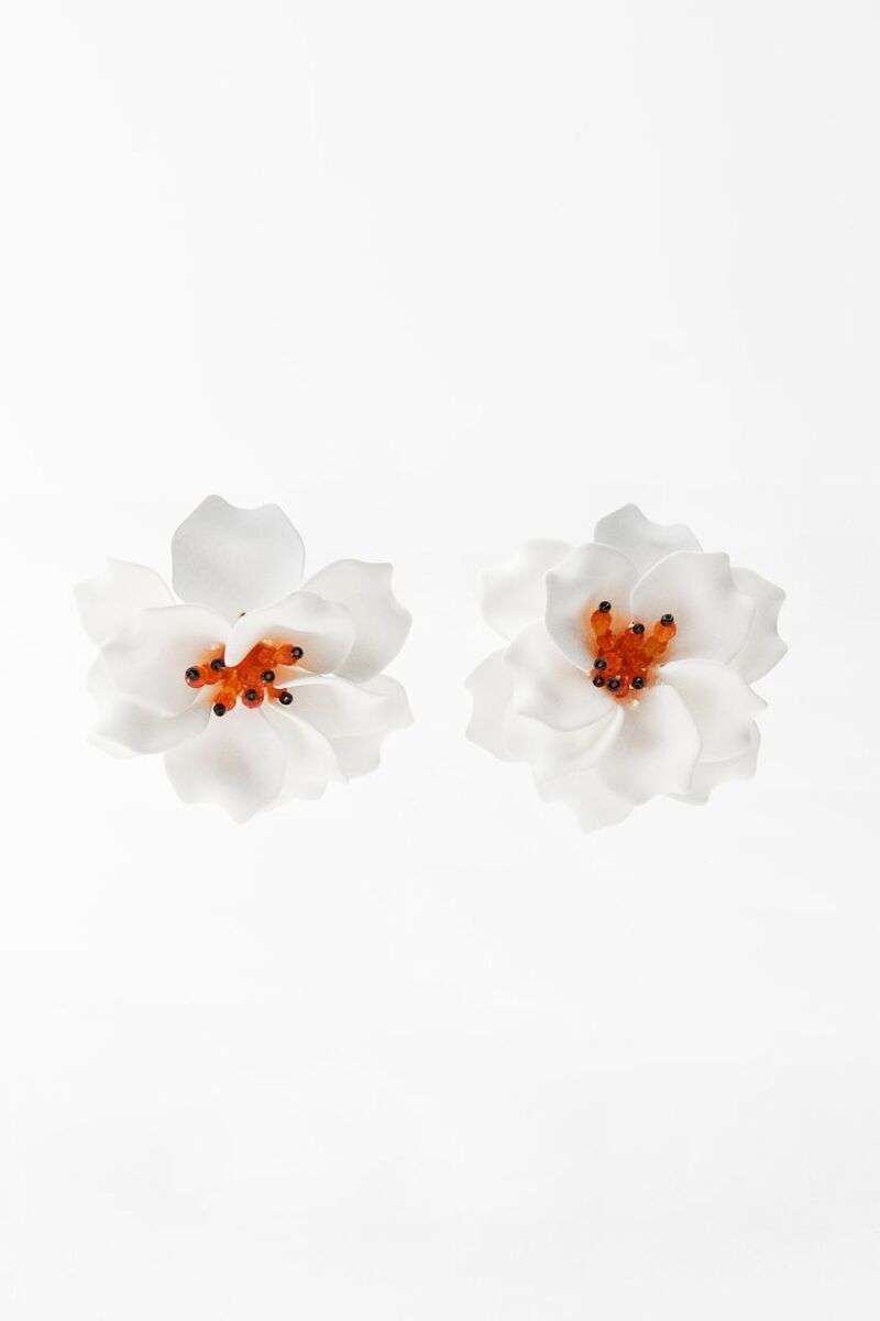 Pendientes flor relieve brillos