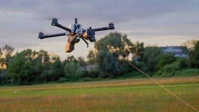 Los drones FPV con fibra óptica de Rusia contra los que la guerra electrónica es inútil.