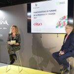 La diputada provincial de Turismo y Patrimonio de Granada, Marta Nievas, durante la presentación del plan estratégico en Fitur