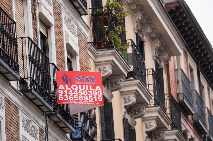Anuncios de venta y alquiler de viviendas en Madrid. David Jar