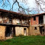 El pueblo ideal para jubilarse con amigos: se vende en Cantabria y tiene diez casas