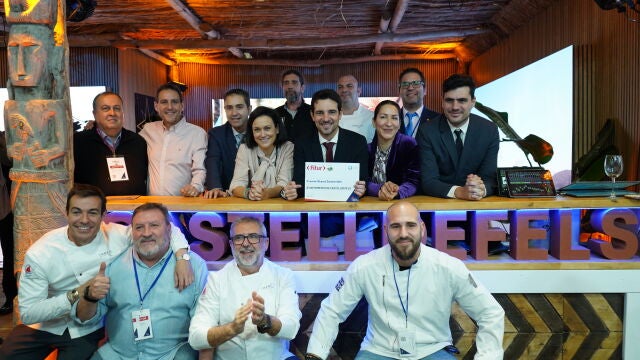 Castelldefels ha recibido el premio a stand sostenible en Fitur 2025