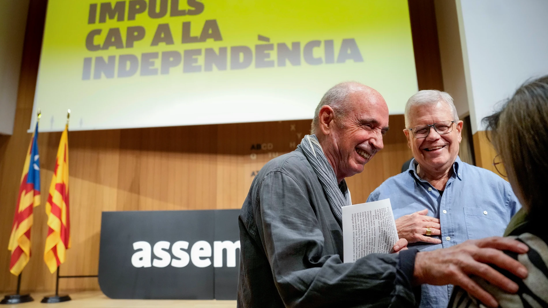 BARCELONA, 25/01/2025.- El presidente de la ANC, Lluís Llach durante su participación este sábado en el acto 'Per a un nou impuos cap a la independència' (Por un nuevo impulso hacia la independencia), en el que se ha presentado la nueva hoja de ruta de la Assamblea. EFE/Enric Fontcuberta