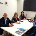 La vicepresidenta primera de la Diputación, María José de la Fuente y el vicepresidente segundo, Urbano Alonso se reunieron con los responsables de Turespaña, Óscar Almendros, jefe de Publicidad, Ana Isabel Alonso, coordinadora de Redes Sociales y Bárbara Couto, subdirectora adjunta de marketing 