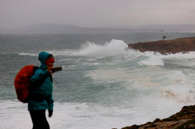 Última hora de la borrasca Herminia, en directo: casi toda España en alerta por vientos huracanados, lluvias intensas y nevadas