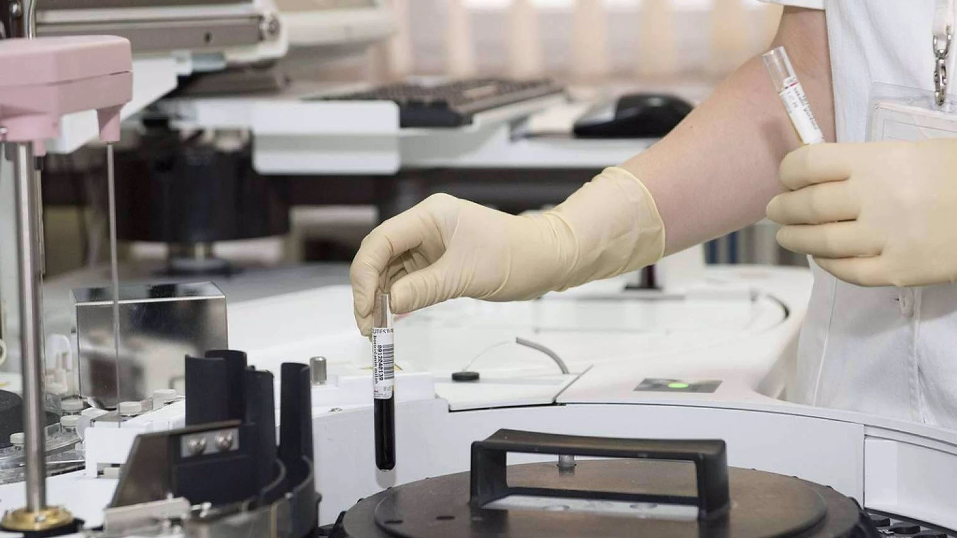 Equipos de protección microbiológica y química en laboratorios, las alternativas de Pidiscat