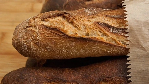 Soy panadero y esta es la forma en la que debes conservar el pan: “Nunca en bolsa de plástico”