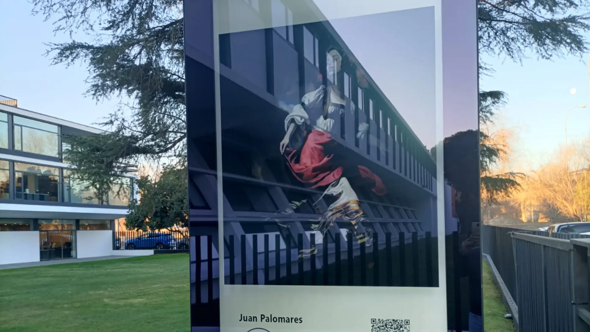 Las marquesinas de Madrid se convierten en una galería de arte