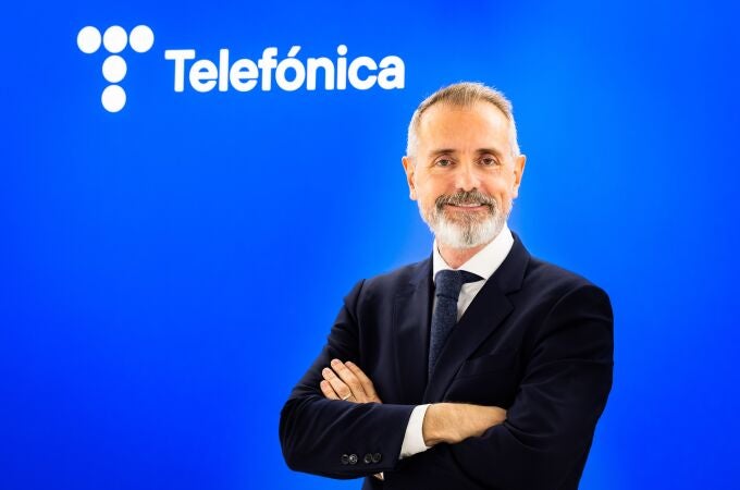 Economía.- El presidente de Telefónica, Marc Murtra, se reúne en Riad con STC