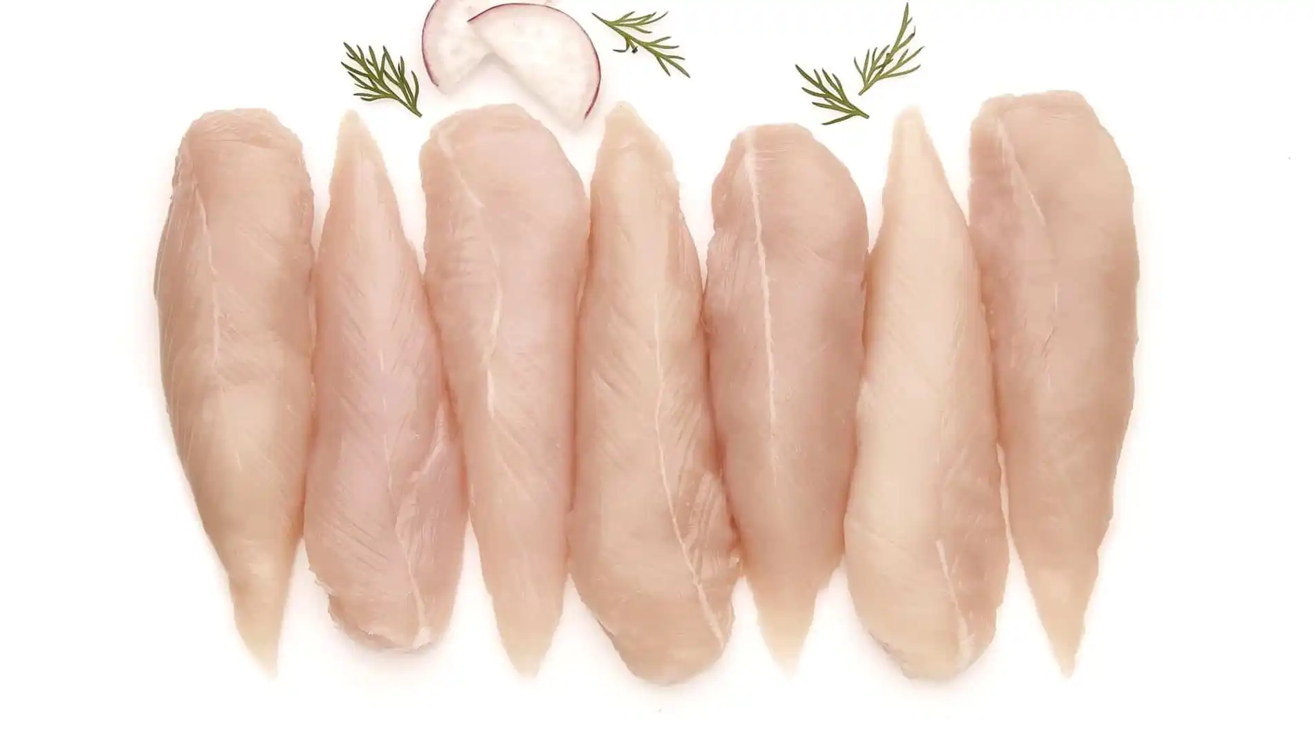 Así te engañan los supermercados con el solomillo de pollo, según un carnicero