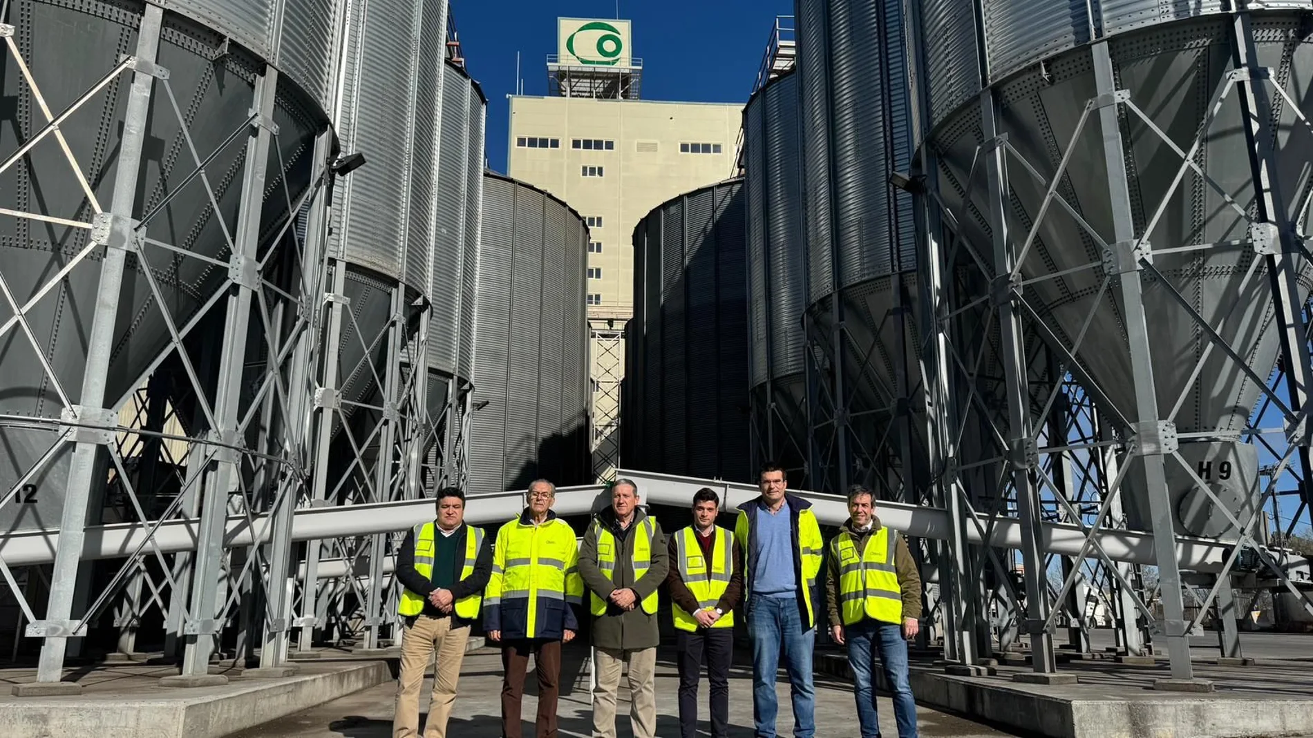 Javier Faúndez en la visita a la cooperativa