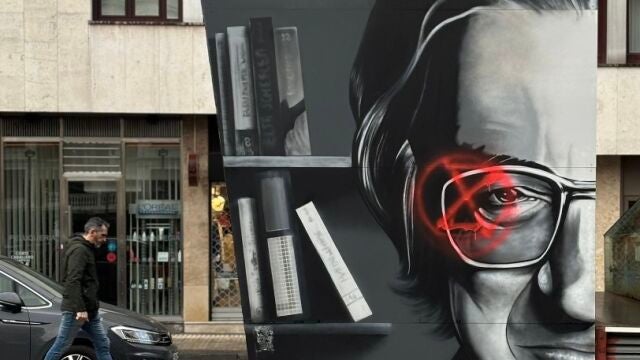 Mural que se exhibe en San Sebastián