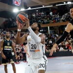 Bruno Fernando debutó con el Real Madrid ante el Mónaco