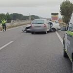 Sucesos.-Un fallecido y cuatro heridos graves en un accidente de tráfico en la A-23, en Almudévar (Huesca)