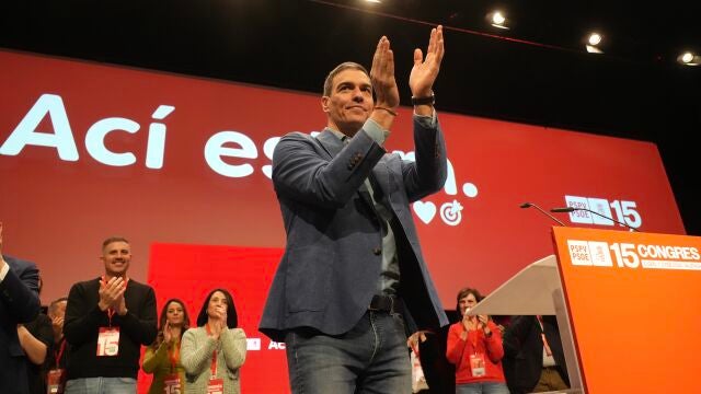Sánchez asiste a la inauguración del 15º Congreso Nacional del PSPV-PSOE