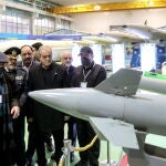 Iranian president visits Defense and Space Achievement Exhibition