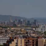 Economía.- CaixaBank prevé un aumento de precios de la vivienda y de compraventas, hasta las 650.000, en 2025