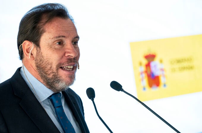 El ministro de Transportes y Movilidad Sostenible, Óscar Puente, asiste al desayuno empresarial organizado por el diario Mediterráneo de Castellón