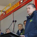 Antonio Sanz, en las instalaciones de bomberos de Sierra Nevada 