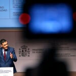 Pedro Sánchez asiste al acto conmemorativo del 20º aniversario de la Ley contra la Violencia de Género